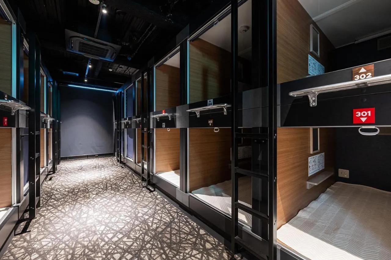 Ninja & Geisha Hotel Oszaka Kapszulahotel