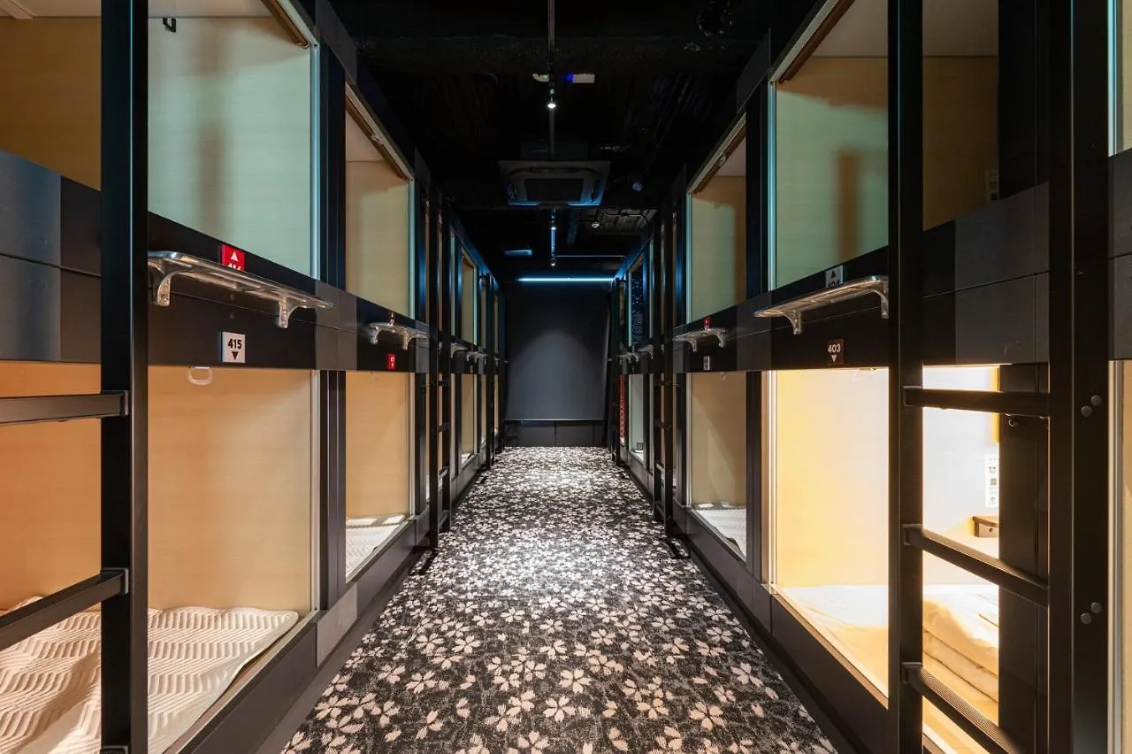 Ninja & Geisha Hotel Oszaka Kapszulahotel