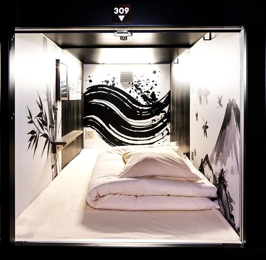 Ninja & Geisha Hotel Oszaka Kapszulahotel